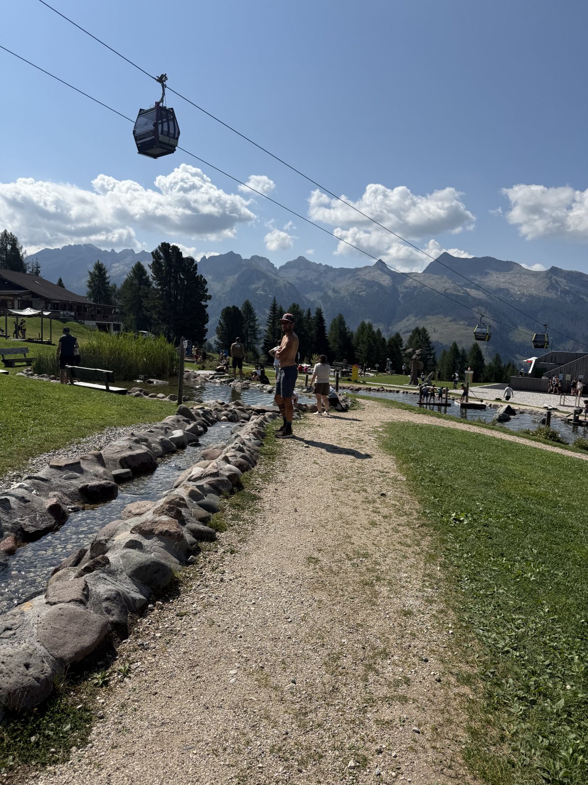 the water channel at the top, with the gondola above